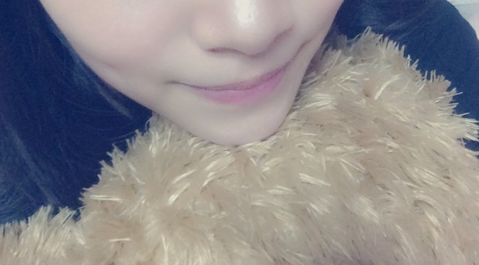 Google+ – ぬいぐるみとゴロゴロしながらテレビ観て笑う。